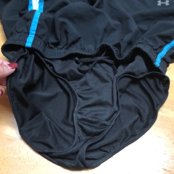 Under armour Ladies Small Black Athletic Shorts - Picture 7 of 8